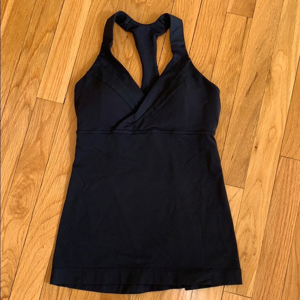 Lululemon tank size 4 Black